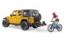 Image de Jeep Wrangler Rubicon Unlimited avec VTT et cycliste Bruder